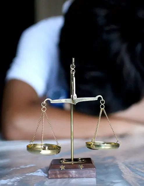 lawyer-attorney-law-judge-640x480-22677527.jpeg