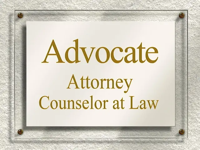lawyer-attorney-law-judge-640x480-82169720.jpeg